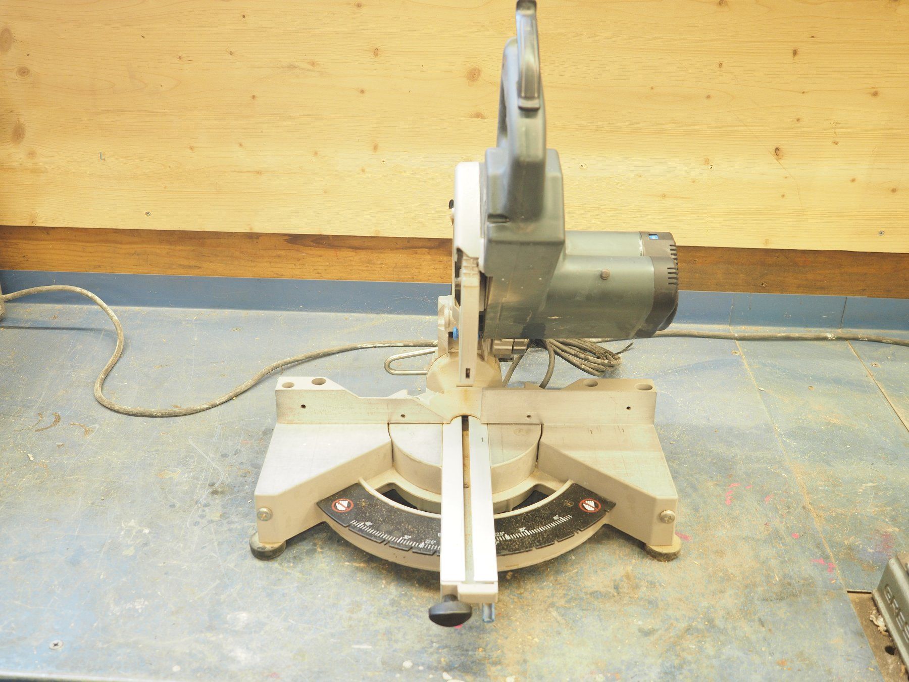 Elu Scies: Kappsäge ELU PS-274 Electronic – D'occasion à Arboldswil par Alexis46 2