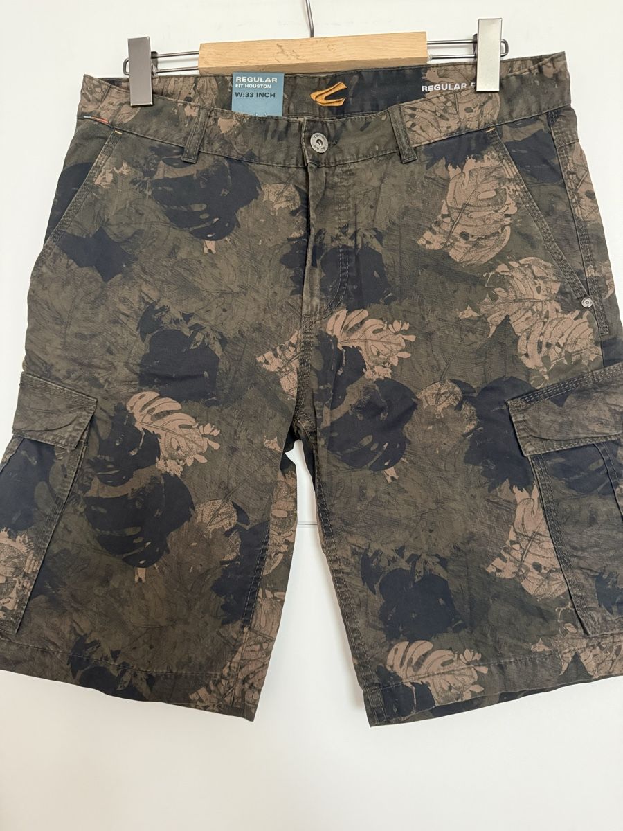 Hosen: Camel Active Cargo Shorts, Gr. 33, Regular, Top Zustand! – Neu und originalverpackt aus Mettmenstetten von _4_YOU_