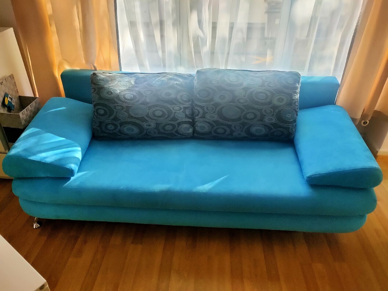 Sofas: Blue sofa comfortable for sleep – D'occasion à Zürich par mar_dl57