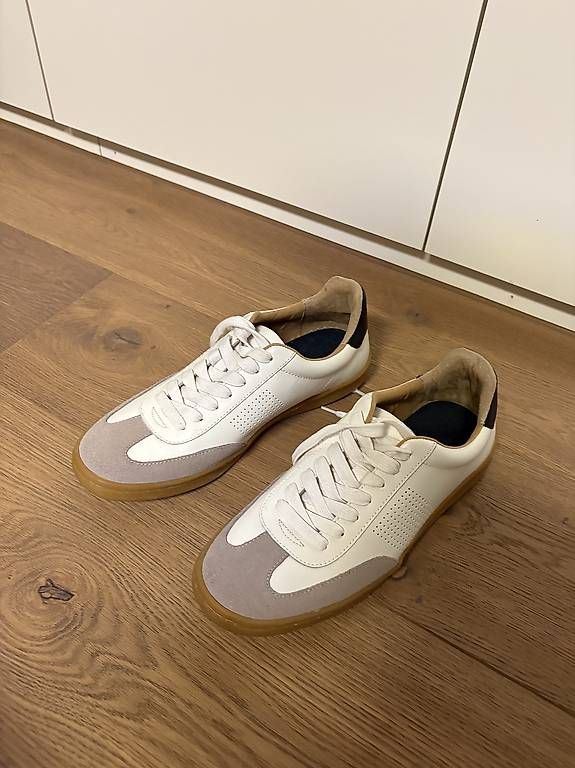 Scarpe da uomo: Digel Sneaker - neu und ungetragen – Nuovo e nell'imballaggio originale da Kräiligen venduto da val_8t5h 1