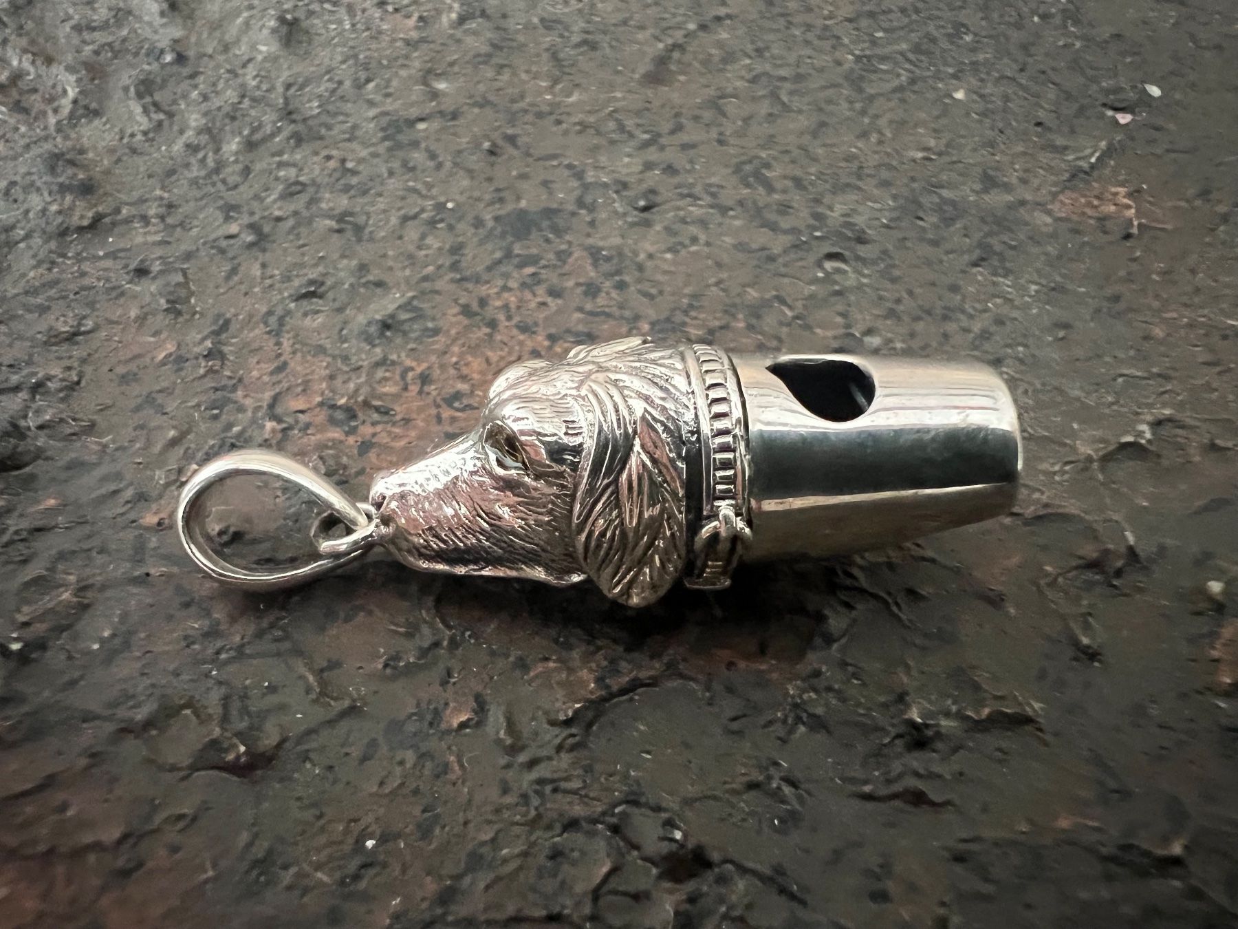 Ciondoli: Trillerpfeife Hund 925 Sterling Silber - mega – Nuovo (secondo la descrizione) da Bern venduto da Jiffy 8