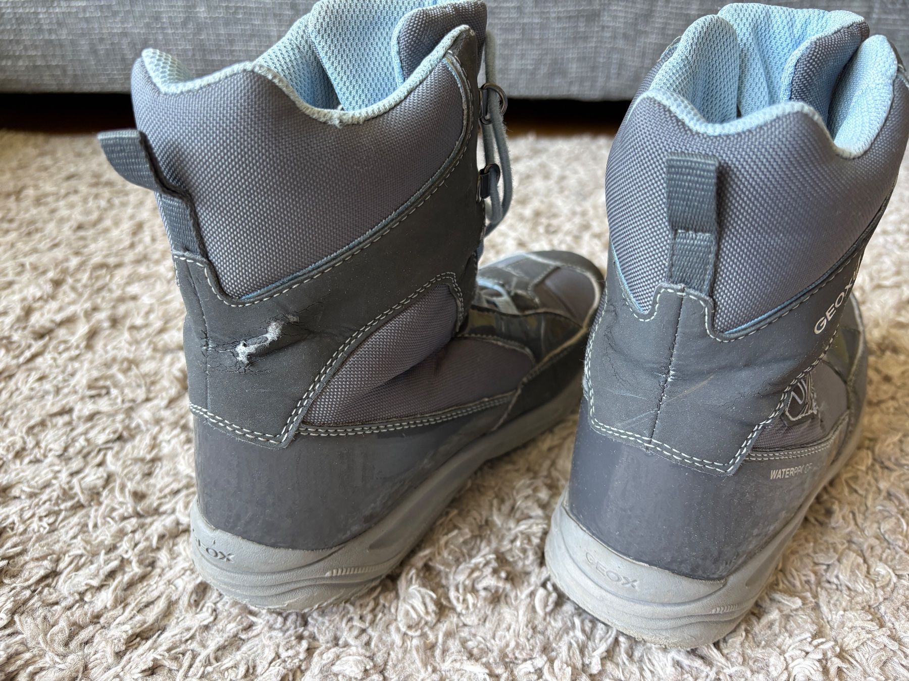 Scarpe per ragazze: Snowboots Mädchen Gr 35 – Usato da Aarau venduto da stellabianca 3