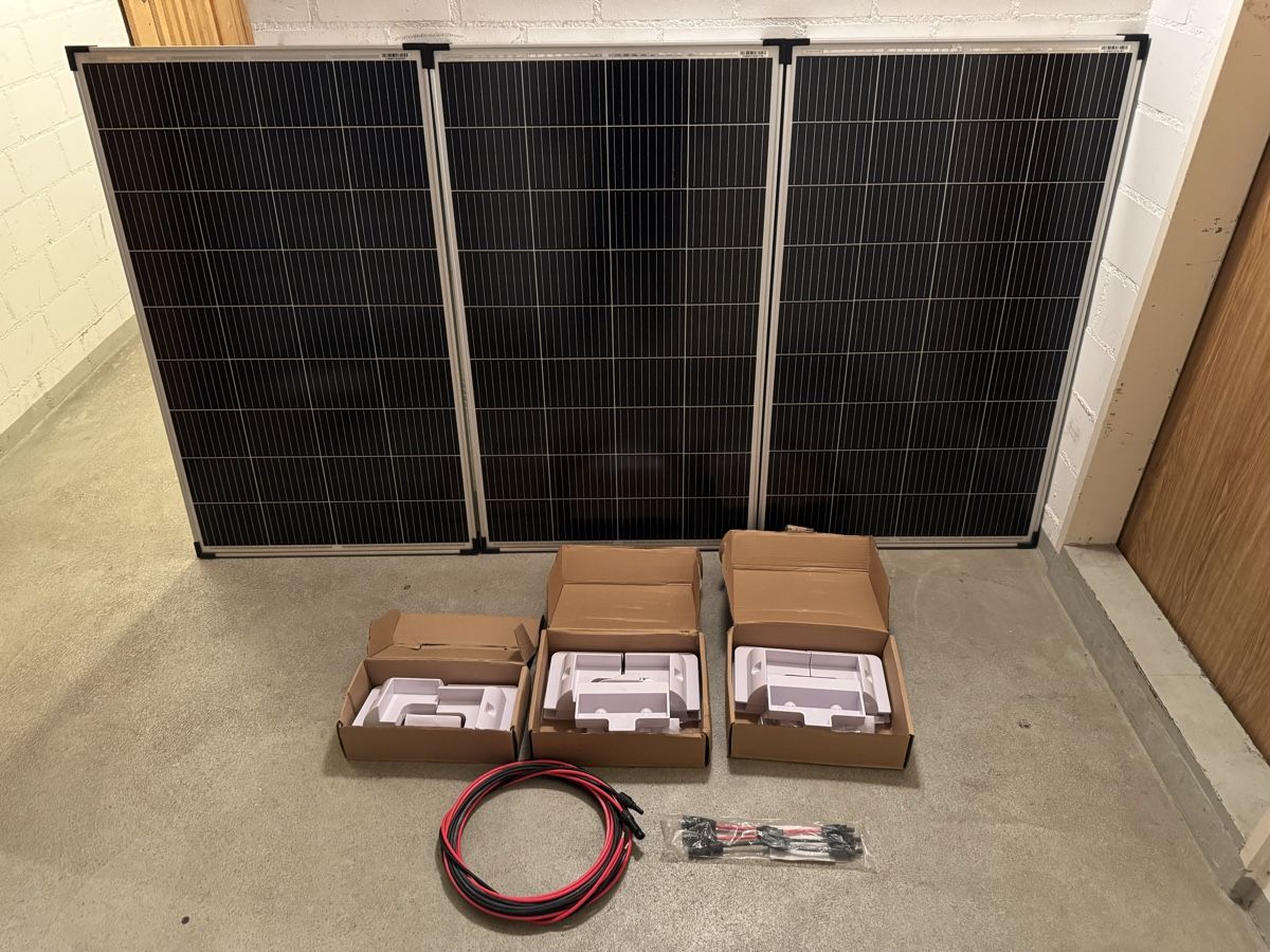 Dispositivi a energia solare: Solartronics 390 Watt Solarpanel – Usato da Würenlos venduto da Fejzo1987