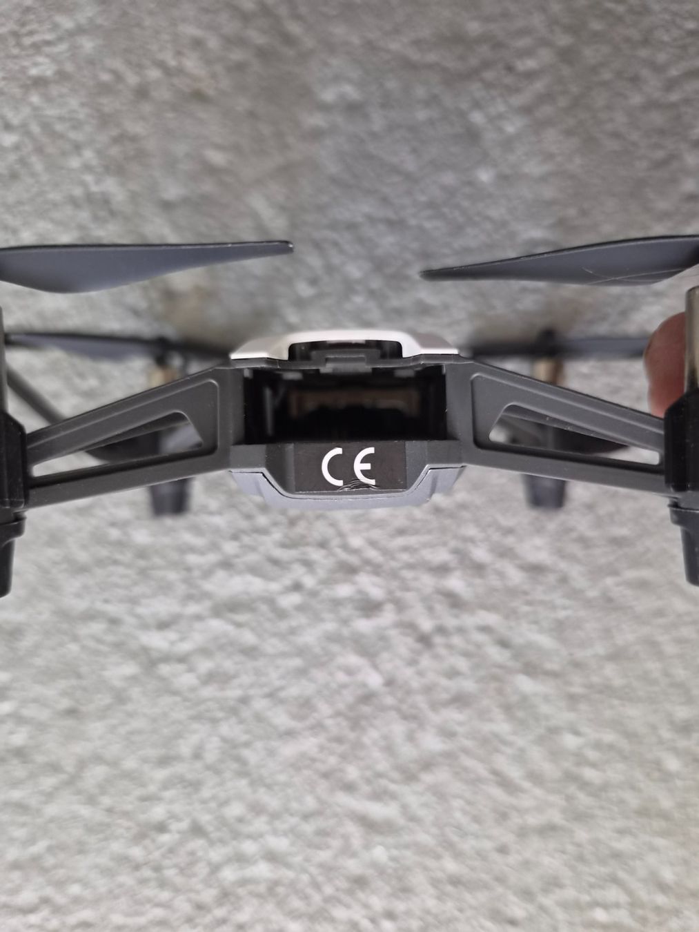 Kit di modellismo & Modellini statici: Dji Tello Drohne – Difettoso da Domat Ems venduto da tchnesa 2