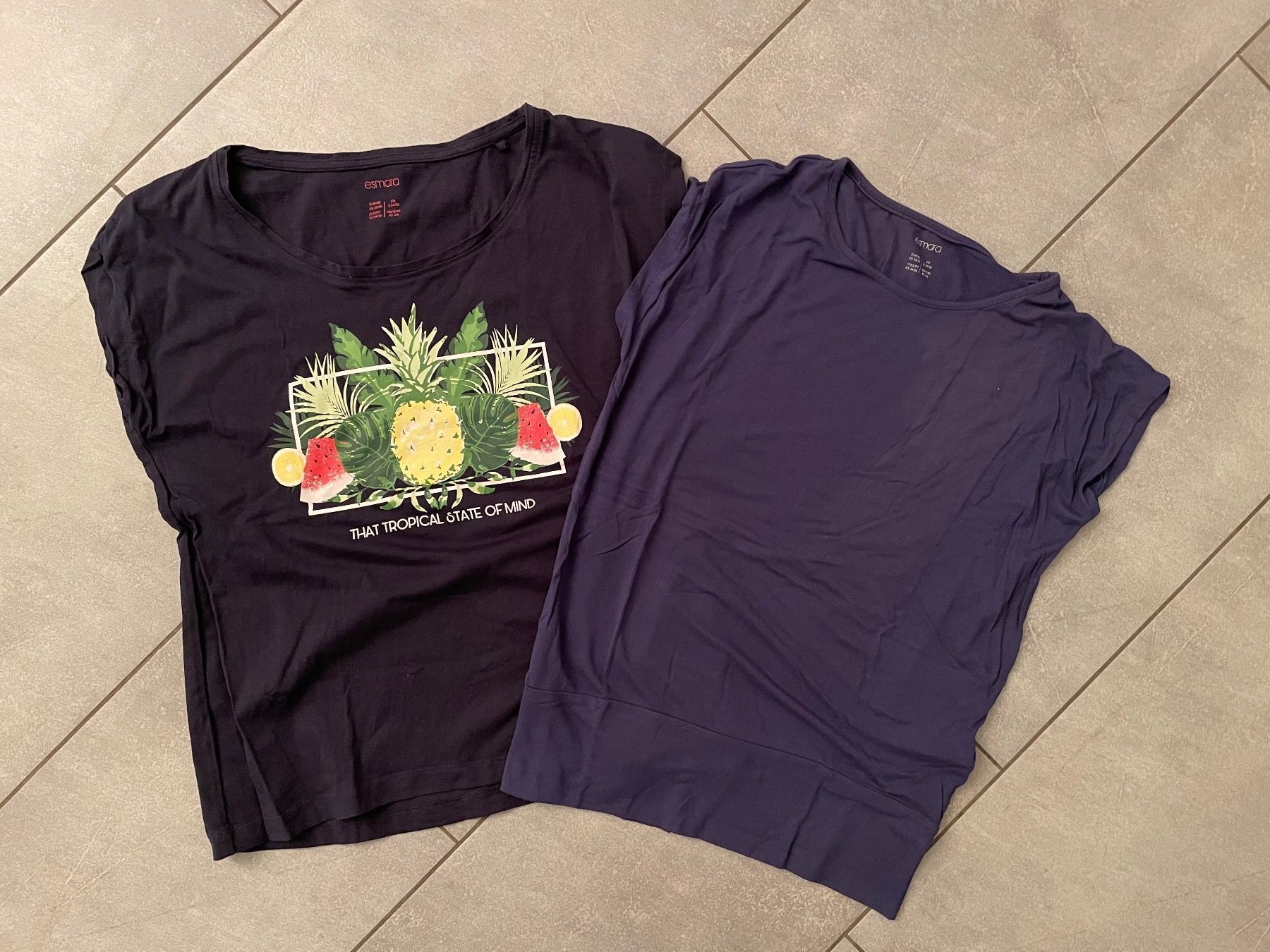 T-shirt: 2 neuwertige T-Shirts – Usato da Murten venduto da janegood