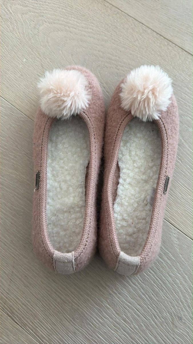 Scarpe per ragazze: Living Kitzbühl 34 – Nuovo e nell'imballaggio originale da Wallisellen venduto da Nataschab0