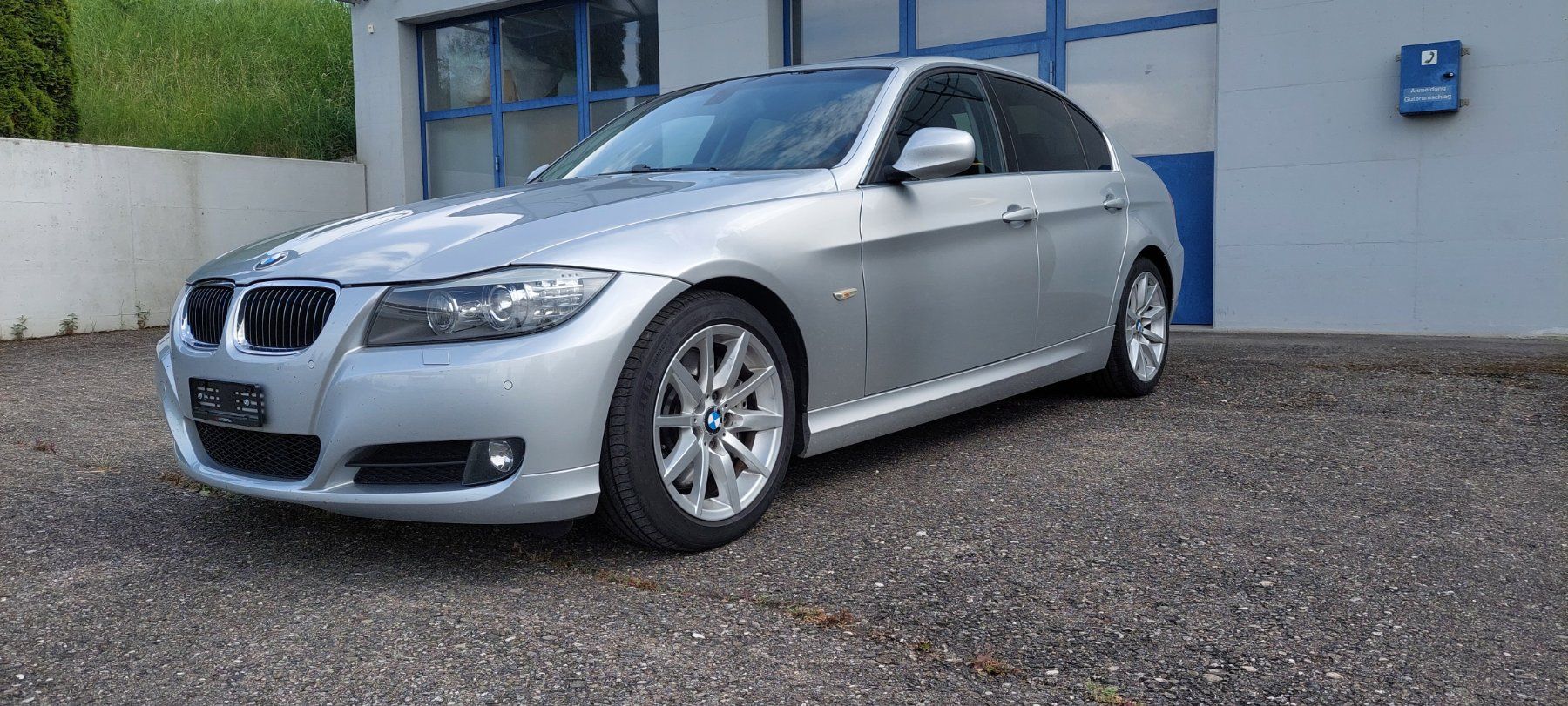 BMW Automobili: BMW 330i – Usato da Weinfelden venduto da Dtanimals226 3