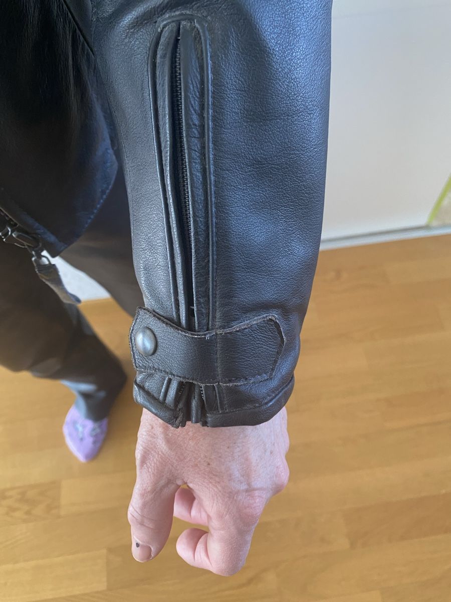 Dainese Jacken: Frauen-Motorradjacke in Leder – Gebraucht aus Winterthur von belli14 2