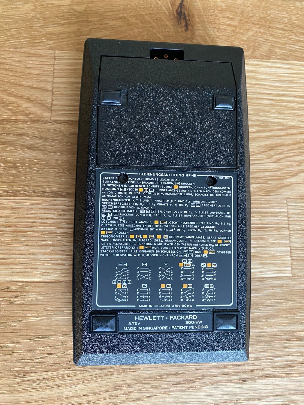 Taschenrechner: HEWLETT PACKARD WISSENSCHAFTLICHER RECHNER 1974 – Gebraucht aus Stäfa von ROLMUDUB 1