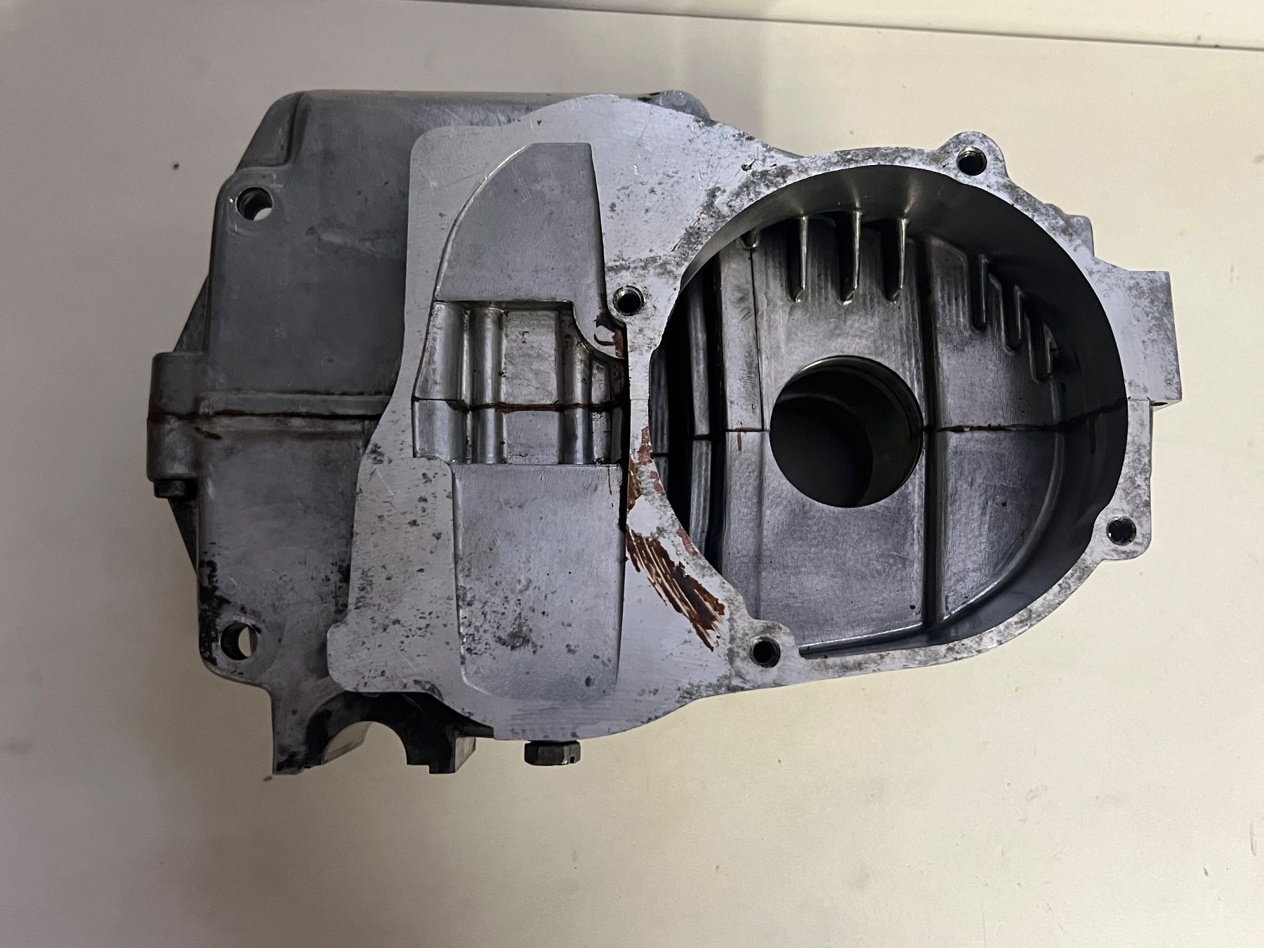 Puch Parti ricambio per ciclomotori: Puch Maxi E50 4 Lager Motor Gehäuse Motorgehäuse – Usato da Steffisburg venduto da FlorianJohner 4