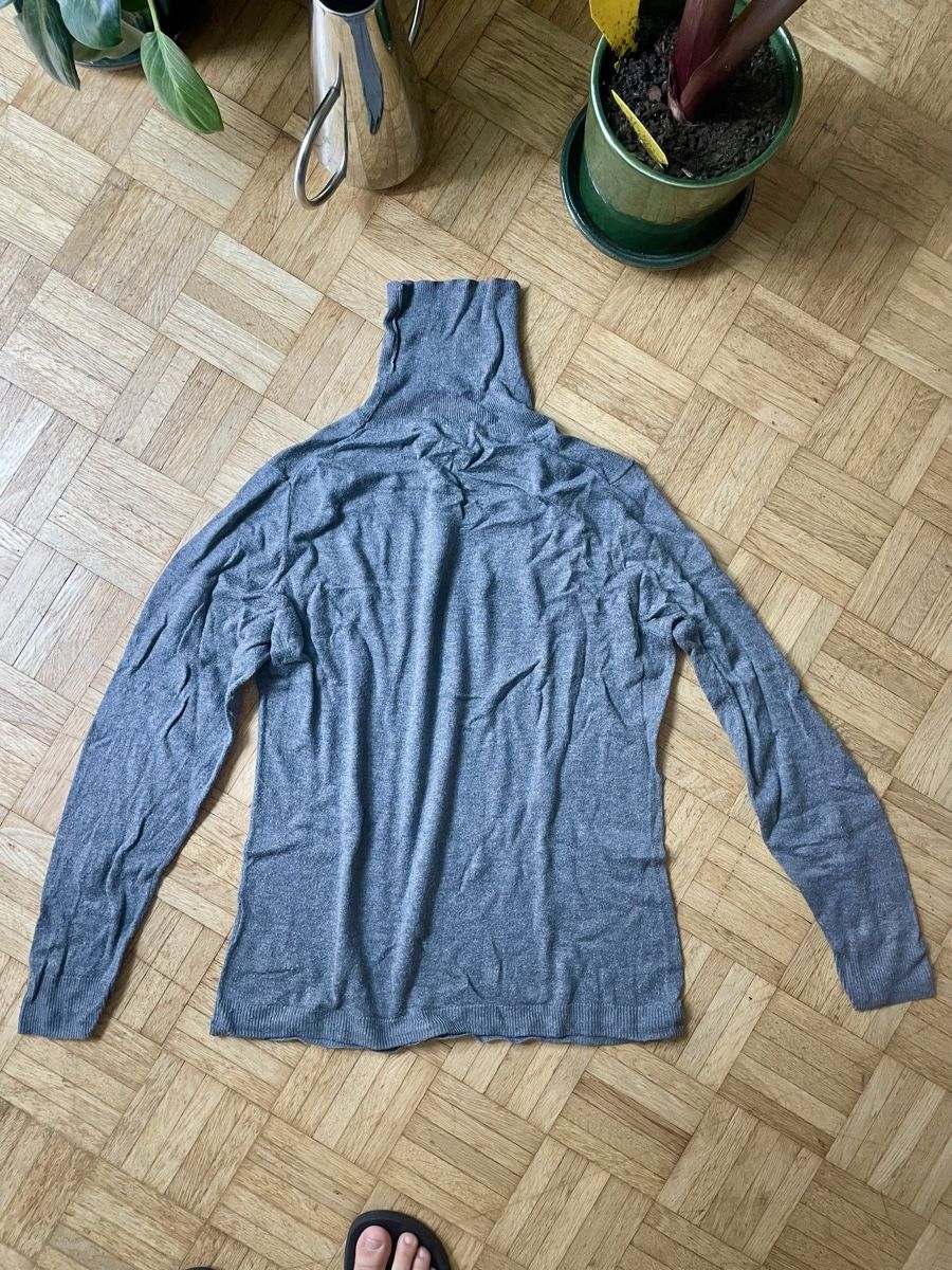 Pulls & Sweat-shirts: Grauer Rollkragenpullover, Grösse M, Kate Storm – D'occasion à Zürich par Carlajimena 1
