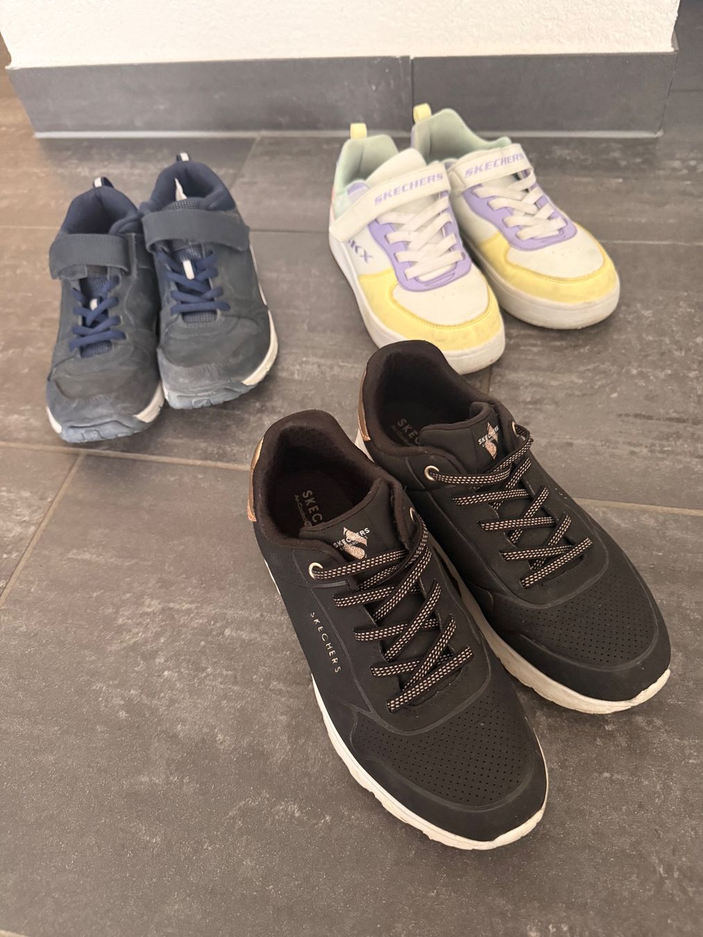 Scarpe da donna: 8 Paires de Chaussures - 35-36-37 – Usato da Yverdon-les-Bains venduto da carlapinto