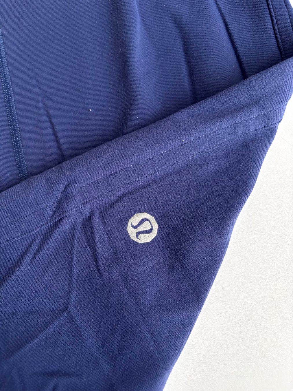 Lululemon Pantaloni: Lululemon Men Yoga Hose Grösse M – Usato da Bern venduto da lolapennt 1
