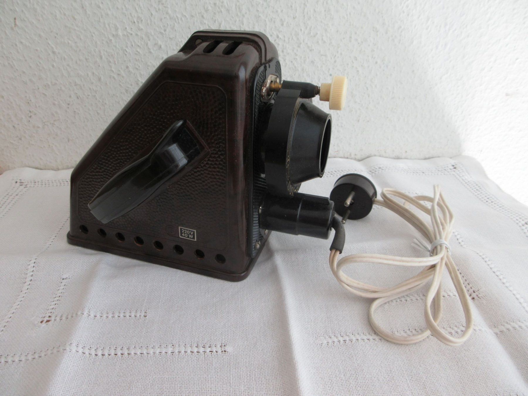 Proiettori: DUX Episkop, Bakelit, ca. 1950 – Usato da Binningen venduto da tempipassati