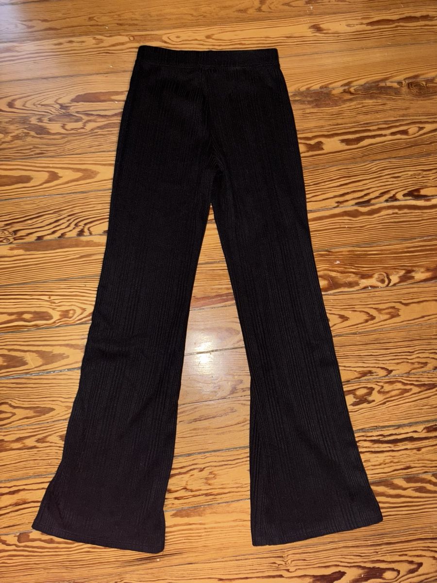 Pantaloni: Schwarze Schlaghose Gr. XS elegant – Nuovo (secondo la descrizione) da Ostermundigen venduto da emily.to 2
