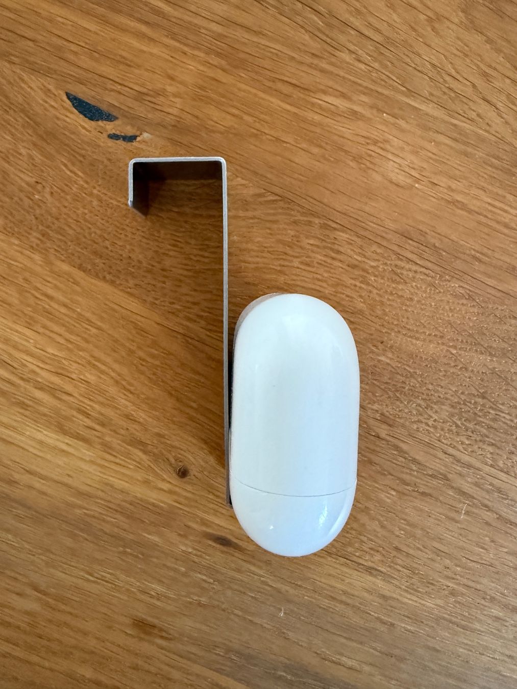 Apple Cuffie: APPLE AirPods Pro 1 Charging Case – Usato da Lausanne venduto da Nine1982 9
