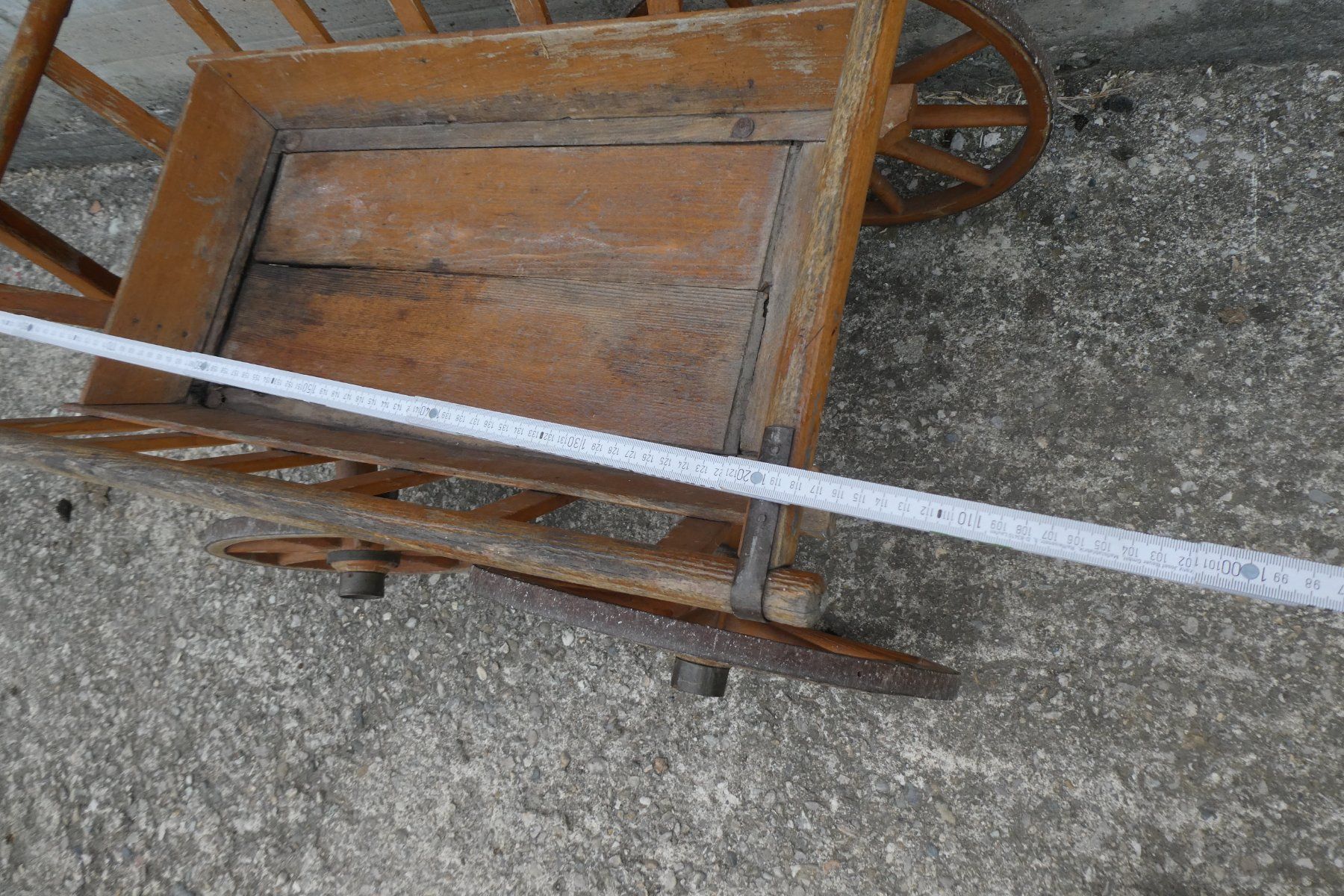 Rimorchi: Charette en bois ancienne – Usato da Fontaines NE venduto da monloisir 2