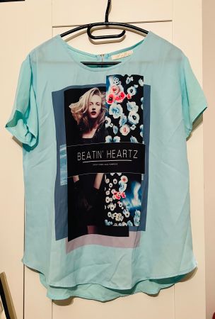 • Leichte Bluse •