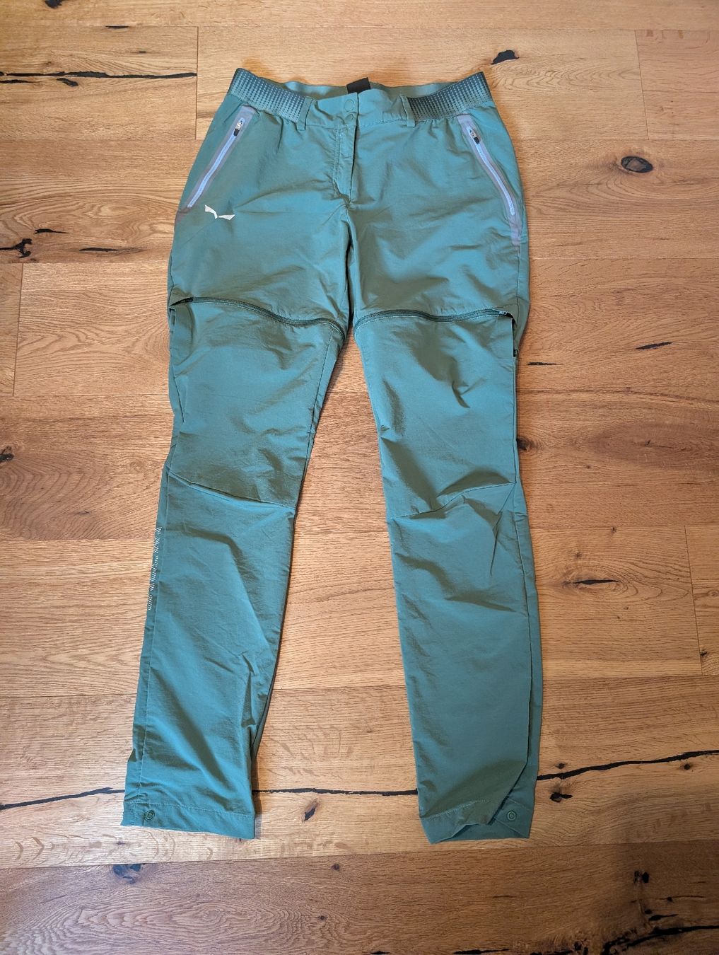 Salewa Pantaloni: Salewa Wanderhose kurz/lang Gr. 40 – Usato da Walenstadt venduto da Dorinka 3
