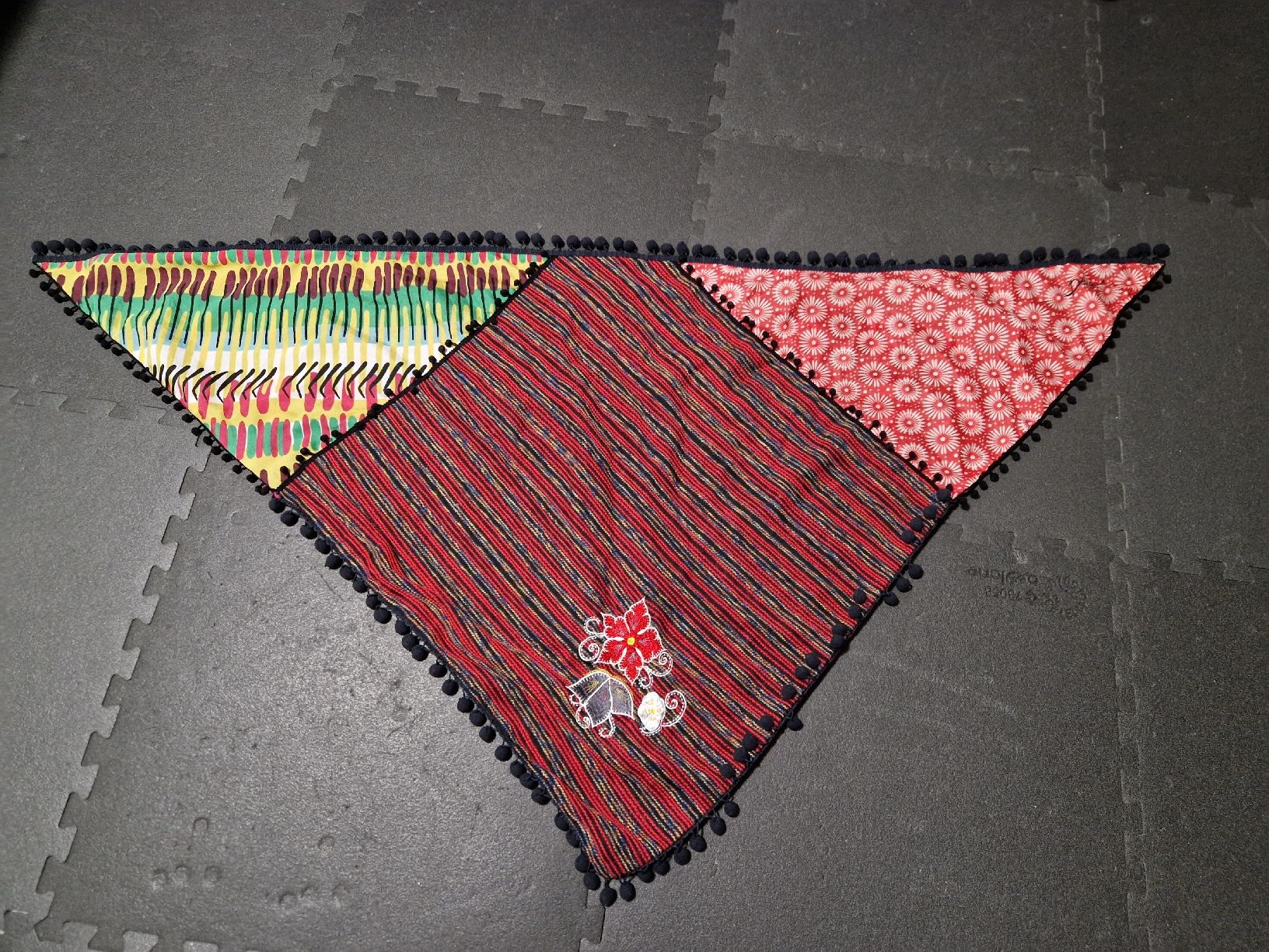 Desigual Foulard & Sciarpe: Sciarpa Desigual – Usato da Agno venduto da CatStyle 3