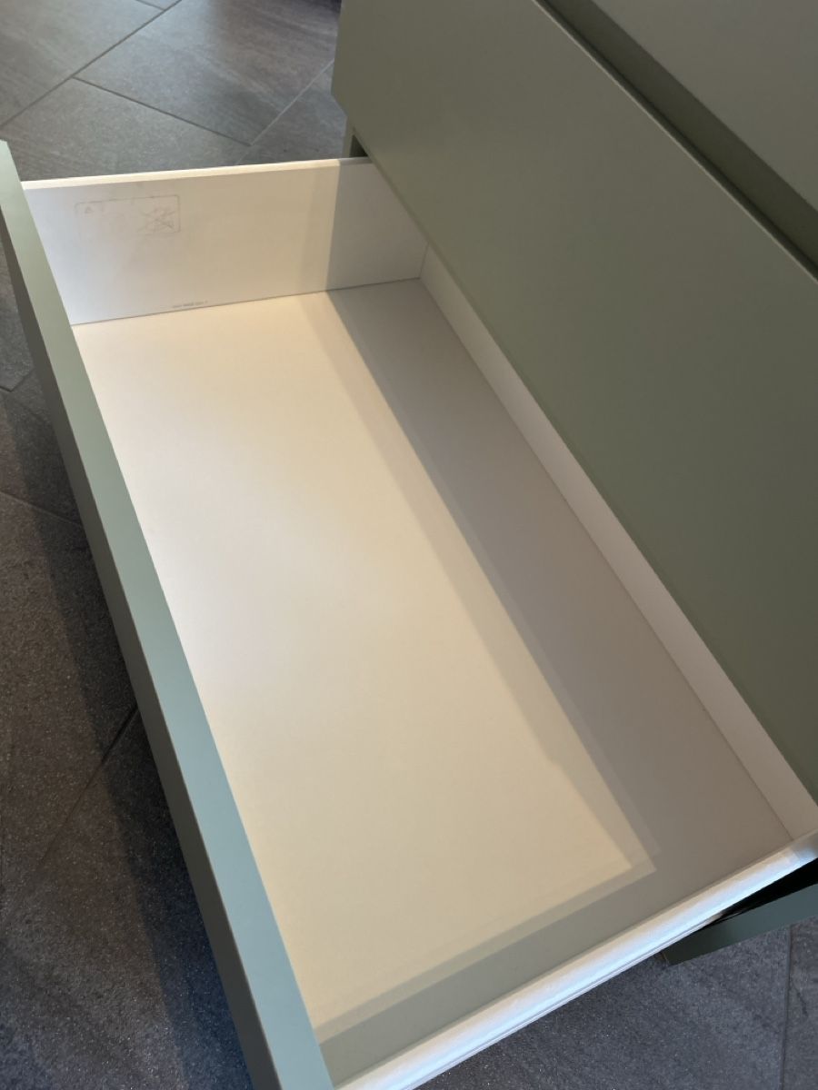Cassettiere: Malm Kommode IKEA Salbei Grün  – Usato da Wolfhausen venduto da SiviT 4