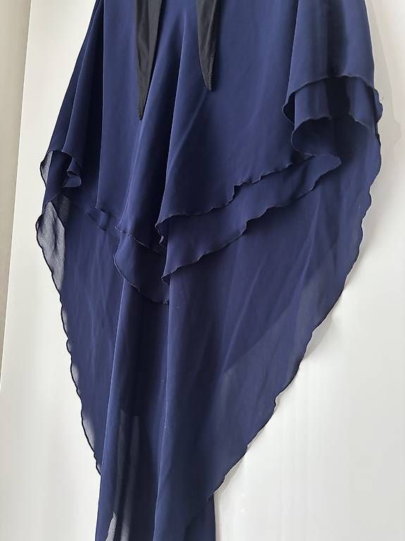 Foulard & Sciarpe: Hijab/Khimar/Himar/Kopftuch blau – Usato da Basel venduto da ukhtyy 2