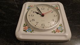 Wunderschöne Uhr Keramik Batteriebetrieb Vintage QUARTZ