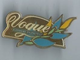 Vogue Pin