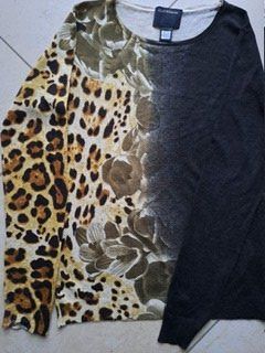 Maglioni & Felpe: schöner Seide/Kaschmir-Pullover von CLASS Roberto Cavalli – Usato da Neuhausen am Rheinfall venduto da mariess