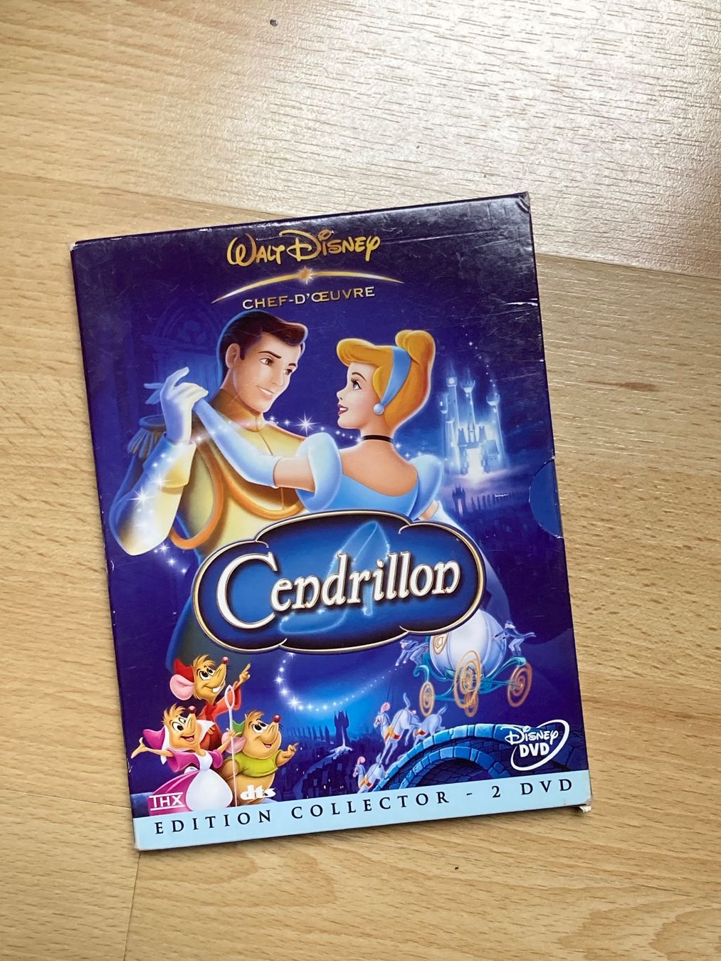 Tutti i DVDs: DVD Cendrillon édition collector - 2 DVD – Usato da Bassecourt venduto da CALUMET-X