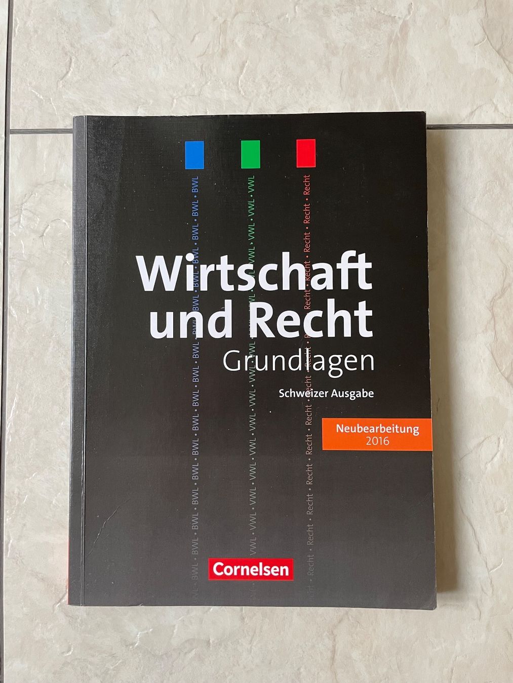 Libri: Wirtschaft und Recht: Theorie – Nuovo (secondo la descrizione) da Uetikon am See venduto da m1384