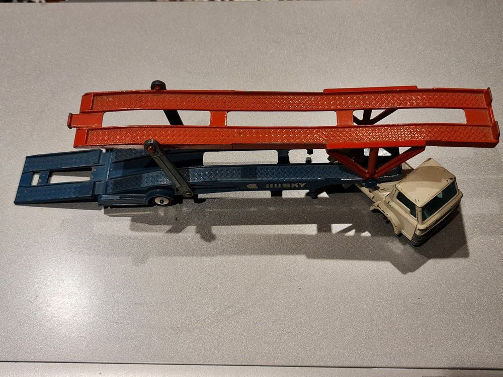 Corgi Super Juniors N°2002 - Ford D Hoyl MK.II Car Transporter - Camion Jouet