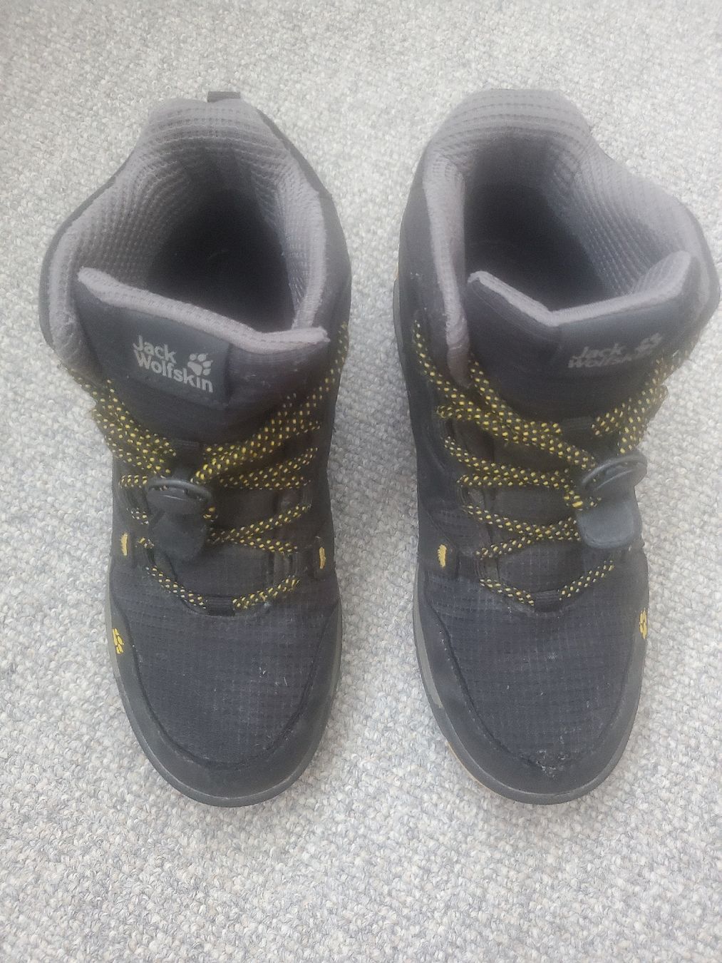 Jack Wolfskin Scarpe per ragazzi: Jack Wolfskin Schuhe gr.35 – Usato da Frauenfeld venduto da BeneFull