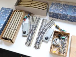 Märklin viel M-Gleis Mittelleiter H0 Weichen & Schienen