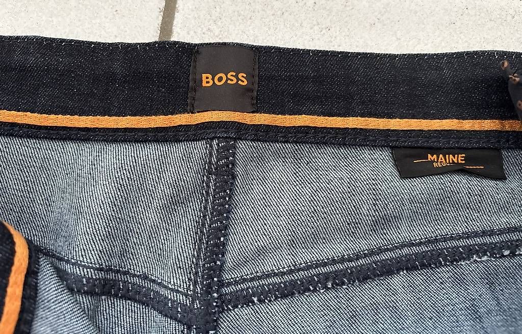 Jeans: Boss Jeans - 36/34 – Usato da Walchwil venduto da AlonsoXXX 2