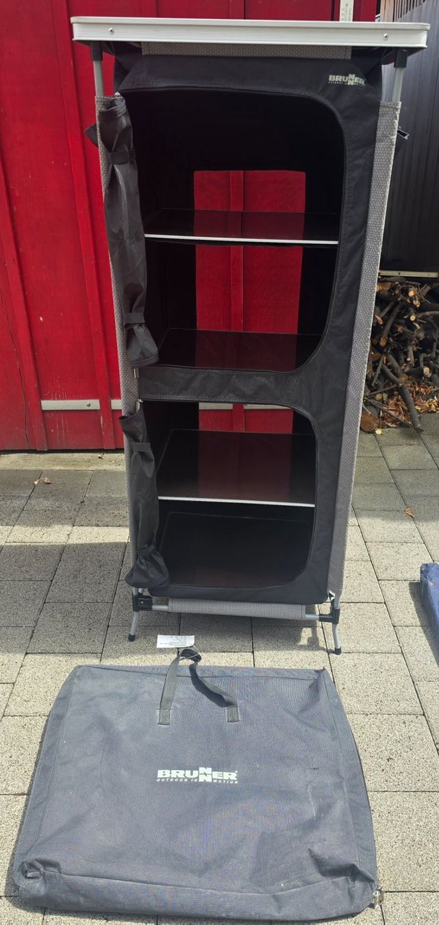 Armadi: Camping Schrank Brunner – Usato da arboldswil venduto da Maschine78