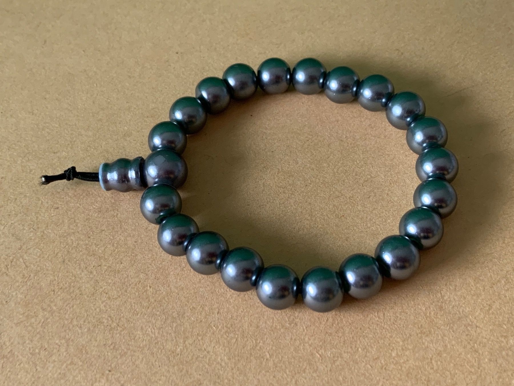 Bracciali & Braccialetti: Armband Anthrazit leuchtend – Usato da Dittingen venduto da Bijoubelle 5