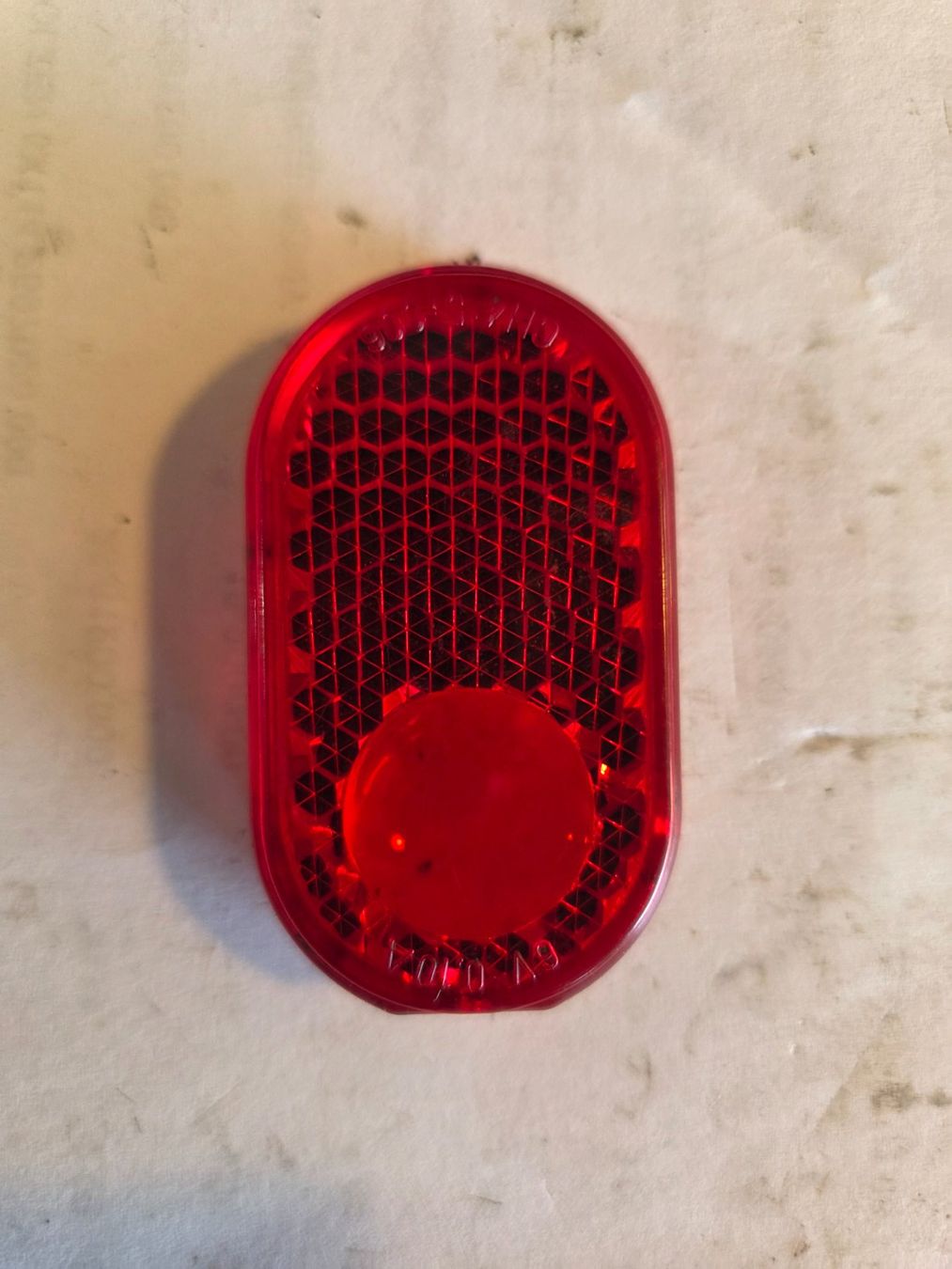 Pièces pour mobylette: Rücklichtglas – D'occasion à Rehetobel par fab_5p7k