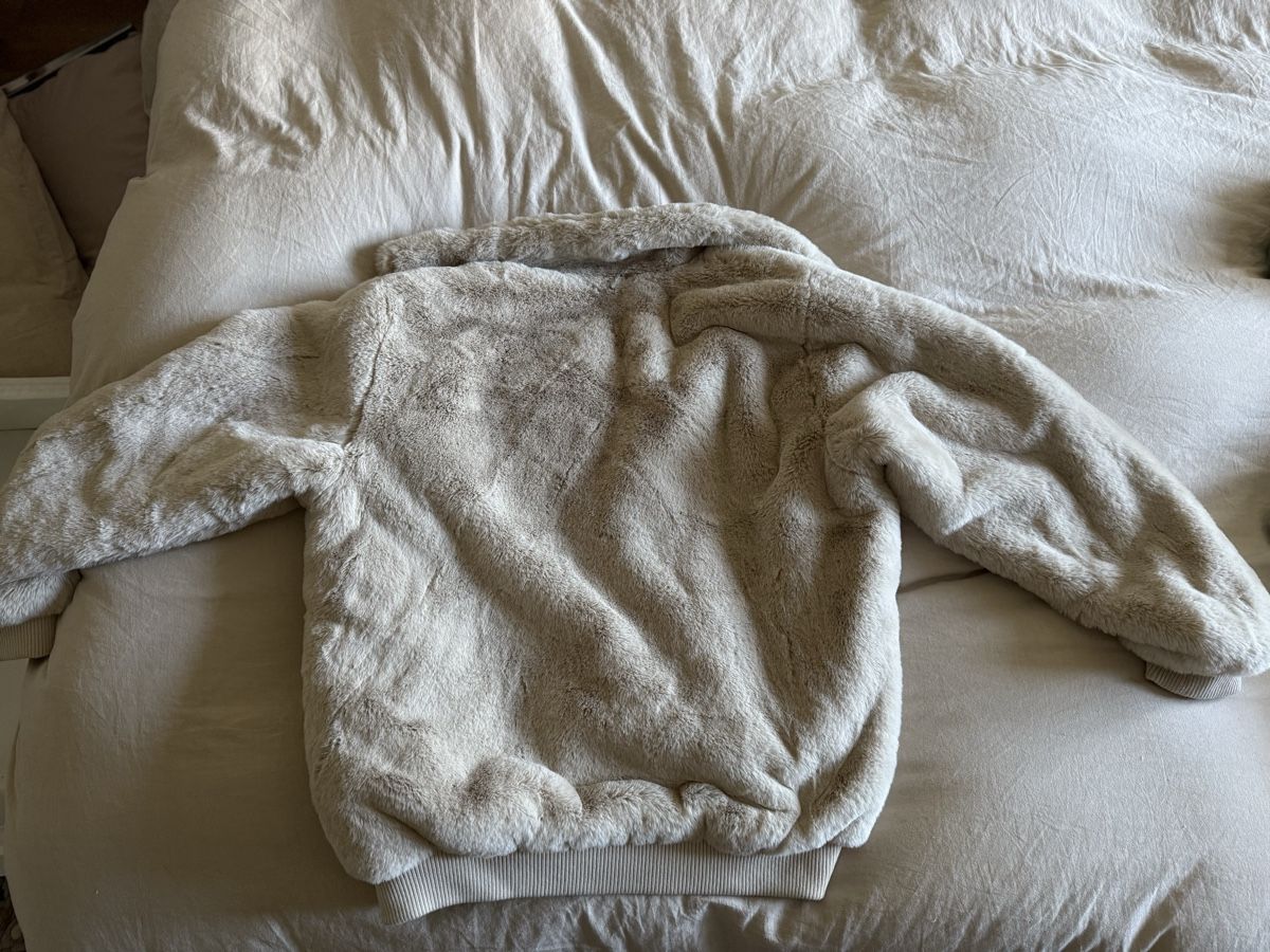 Giacche: Fur white Jacket XL – Nuovo (secondo la descrizione) da Zürich venduto da car_v988 1