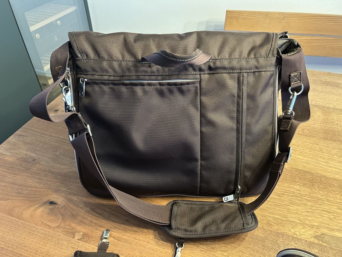 Borse & Zaini: Wickeltasche Marke Allerhand – Usato da Oberneunforn venduto da Jami1202 1