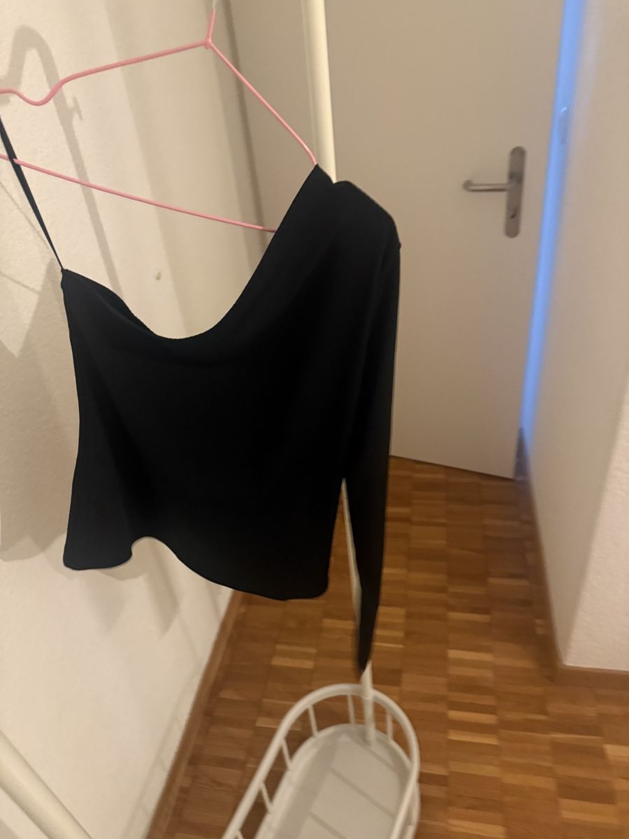 T-shirt: 9 Shirt Grösse M – Usato da Kloten venduto da Schweizkloten 9