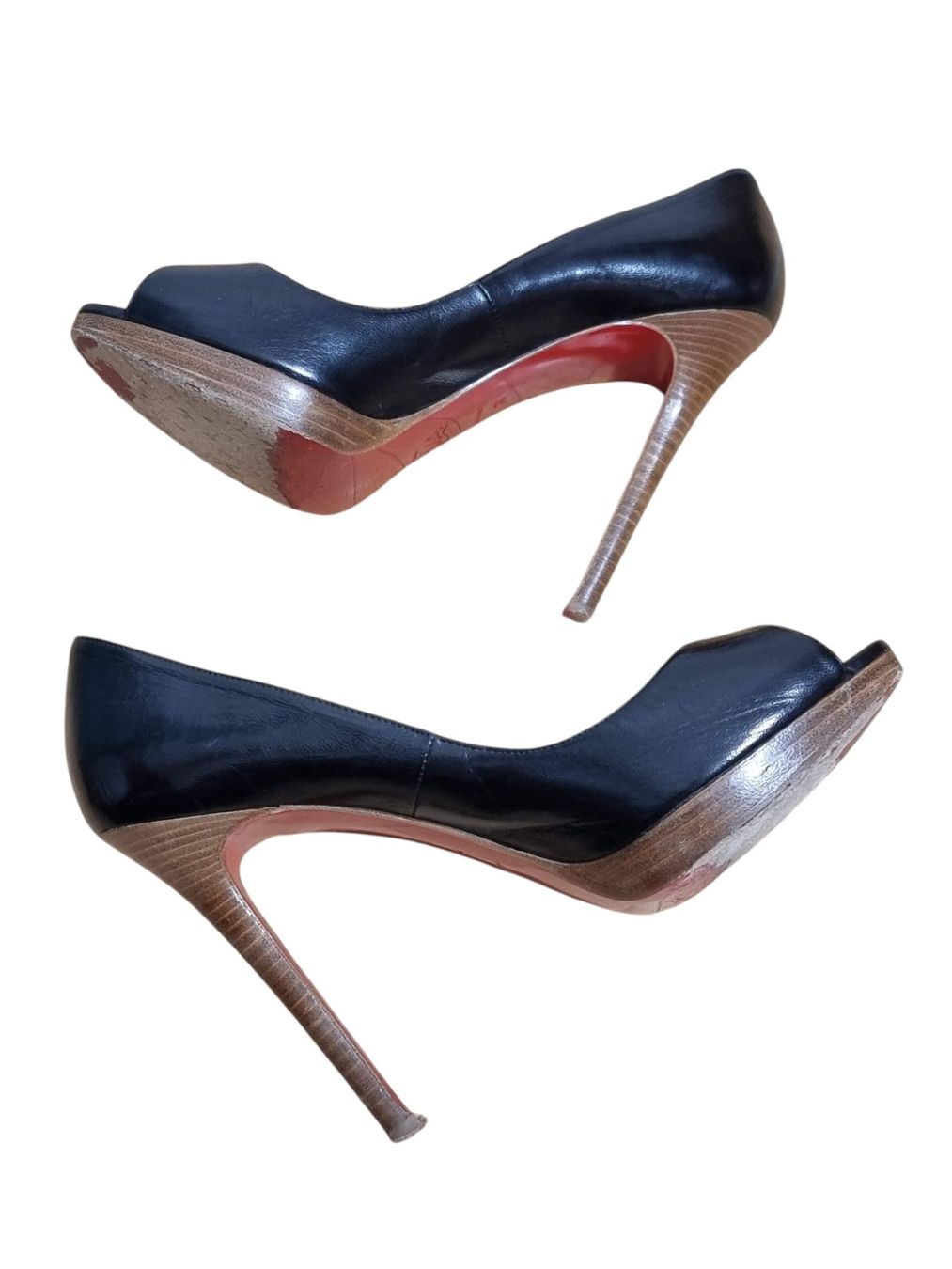 Christian Louboutin Scarpe da donna: Christian Louboutin schwarzer Peeptoe – Nuovo (secondo la descrizione) da Zürich venduto da ANU-AnimalsNeedUs 1