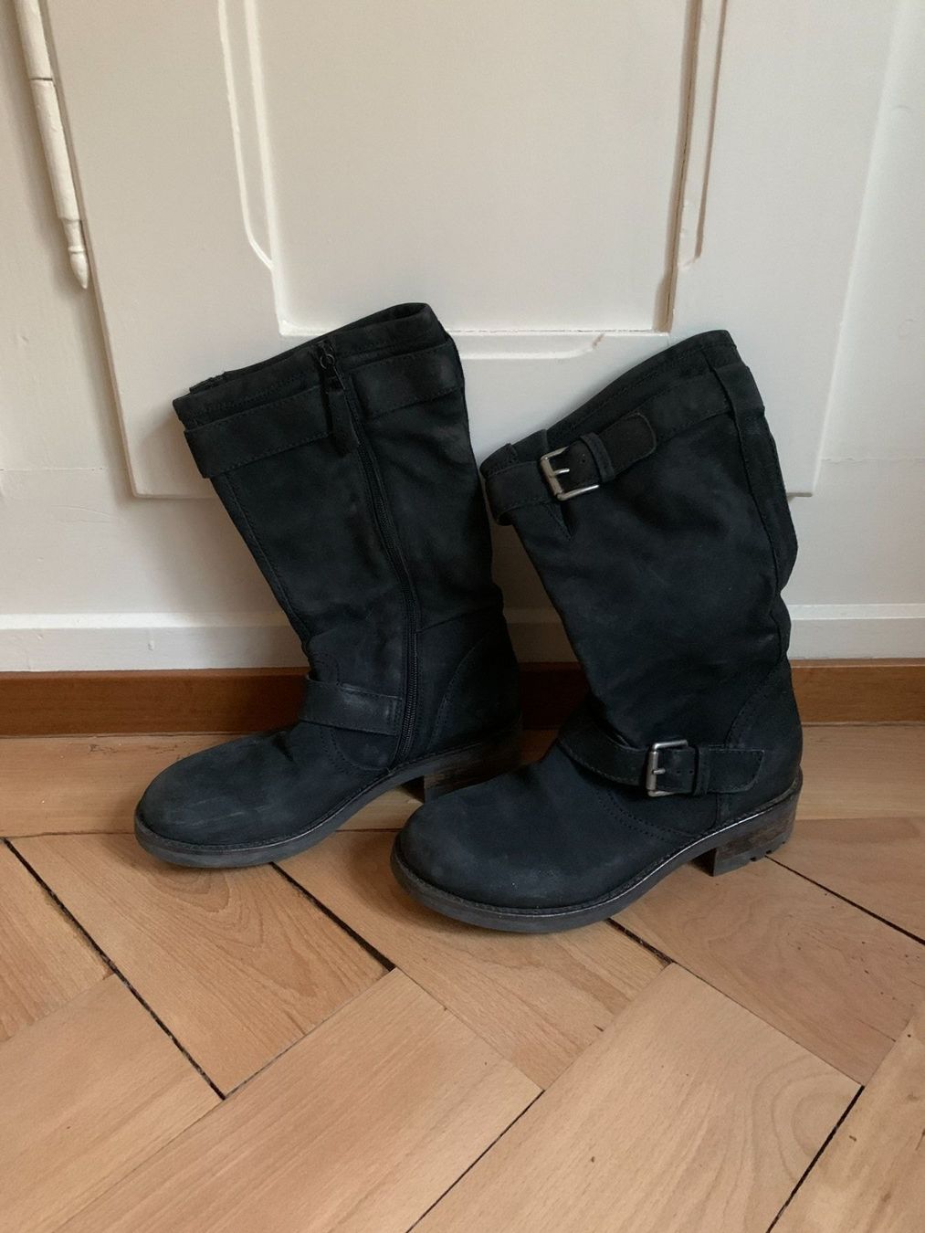 Globus Scarpe da donna: GLOBUS - Leder Stiefel schwarz 39 – Usato da Zürich venduto da Diazaio 2