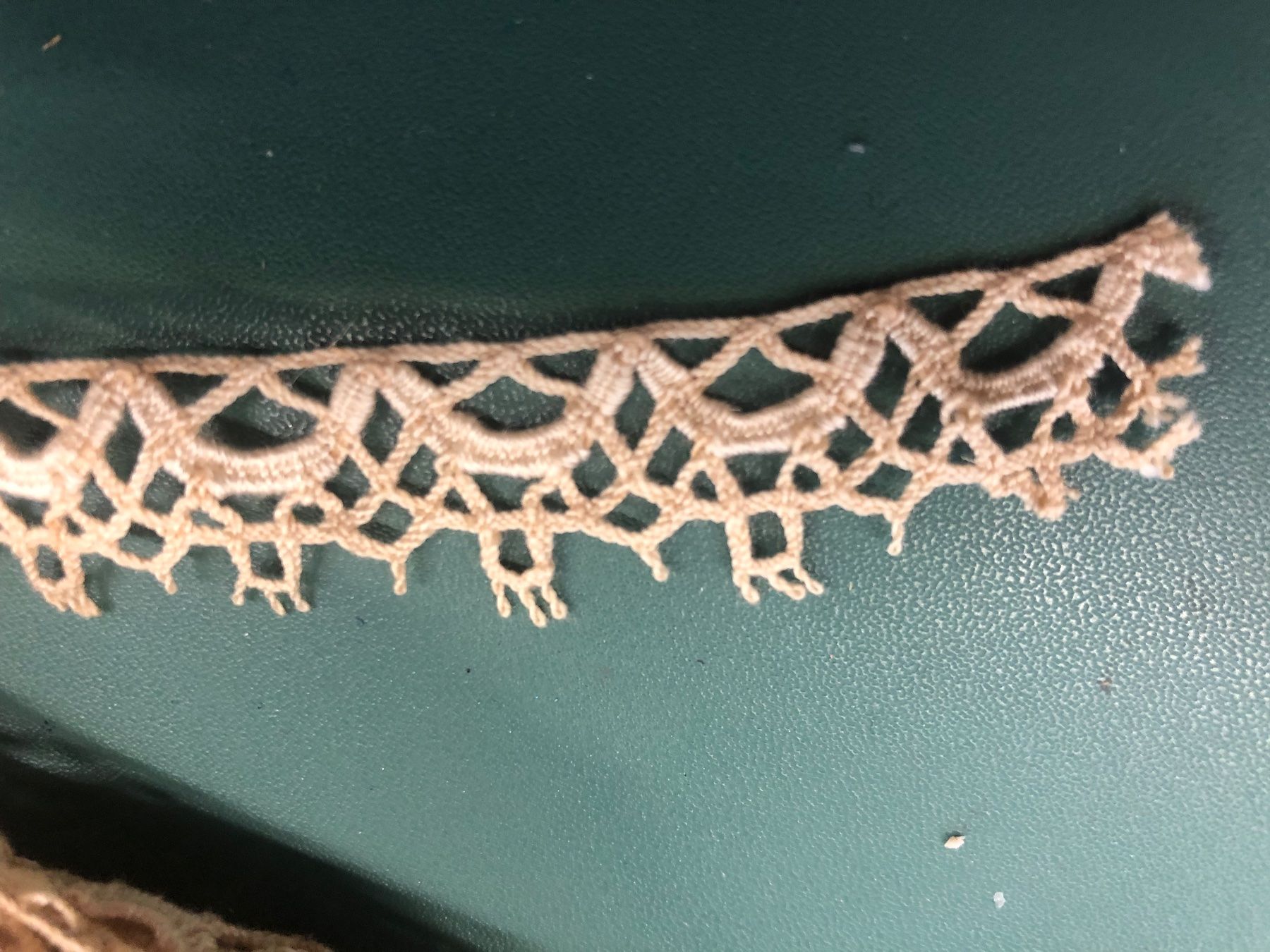 Stoffe: Vintage - Spitze 5 m lang, 2 cm breit -  dunkelbeige – Gebraucht aus Pratteln von sLaedeliBB 1