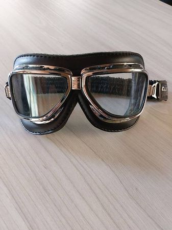 Motorradbrille