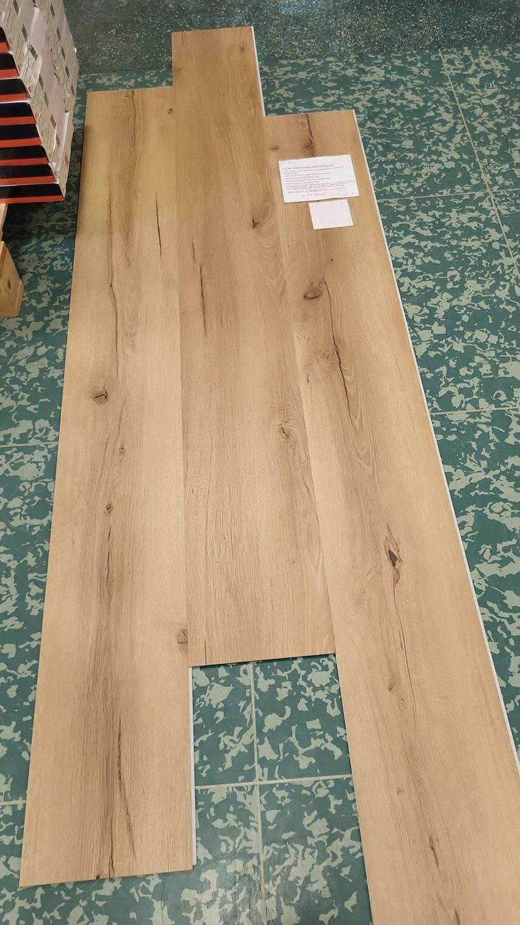 Articoli in legno: Vinyl designboden Eiche classic 6.5 mm mit IXPS Trittschall – Nuovo e nell'imballaggio originale da Rothrist venduto da swiss-laminat 1