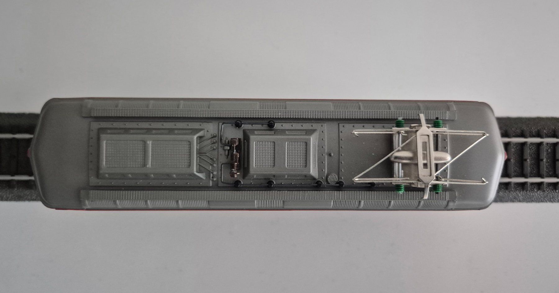 SBB/CFF/FFS Modelleisenbahnen: HAG H0 162  SBB Re 4/4 II  rot – Gebraucht aus Zug von storsi 2