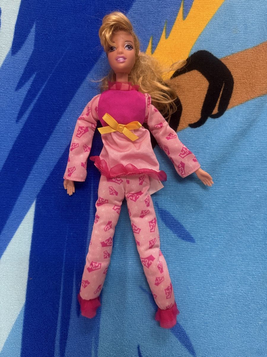 Disney Bambole: Barbie Disney Aurora Bedtime 2011 – Usato da Ecublens VD venduto da charliecinquillo