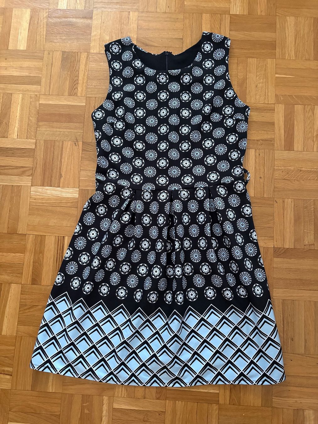 Kleider: MADE IN ITALY Kleid robe Gr. S – Gebraucht aus Genève von sunandwind