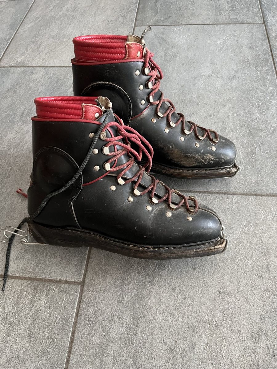 Damenschuhe: Antike Skischuhe – Gebraucht aus Burgdorf von gab_bf55 1